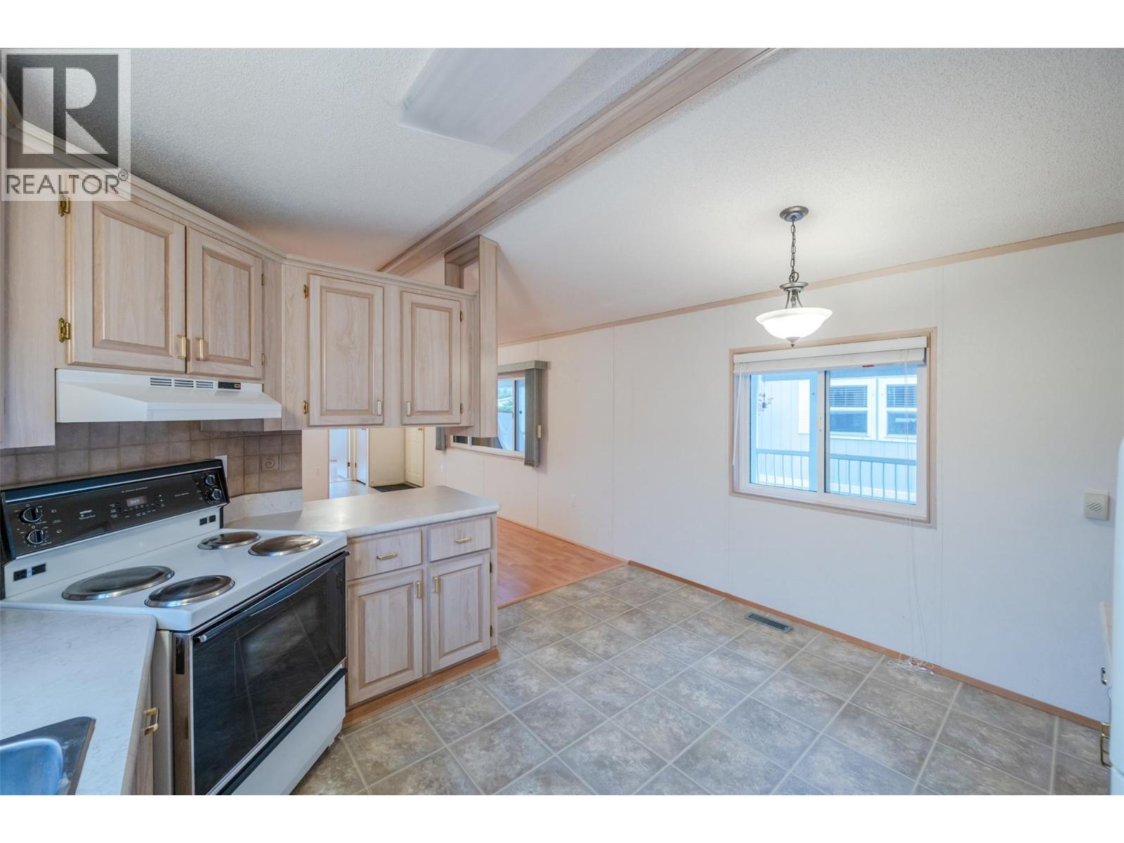 6778 Tucelnuit Drive Unit# 39. Oliver, British Columbia