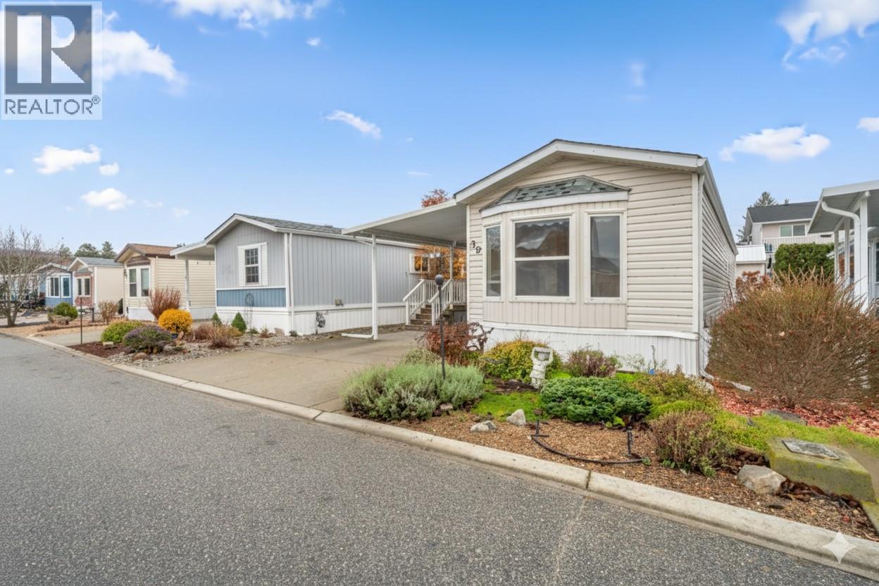 6778 Tucelnuit Drive Unit# 39. Oliver, British Columbia