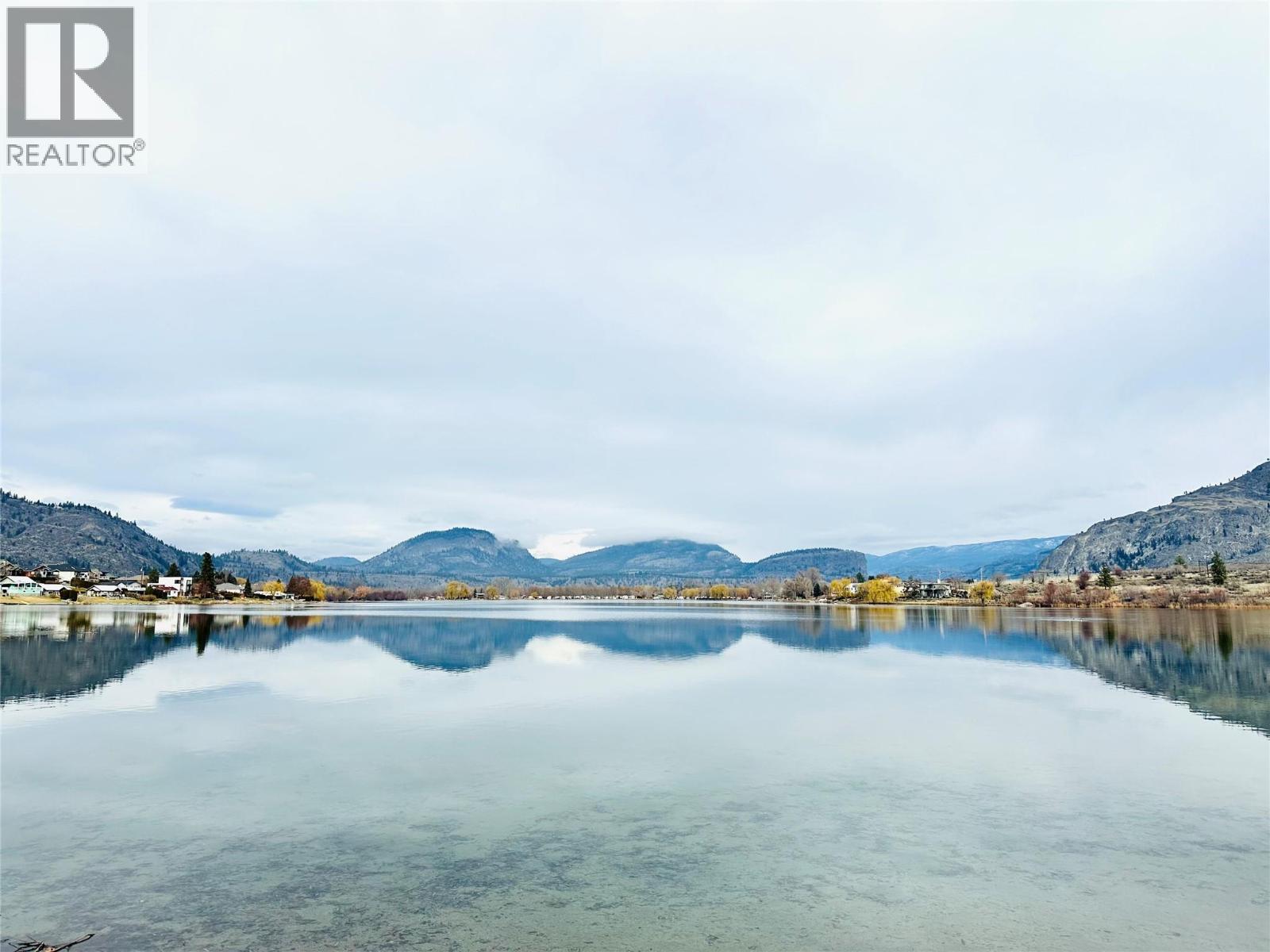 6778 Tucelnuit Drive Unit# 39. Oliver, British Columbia