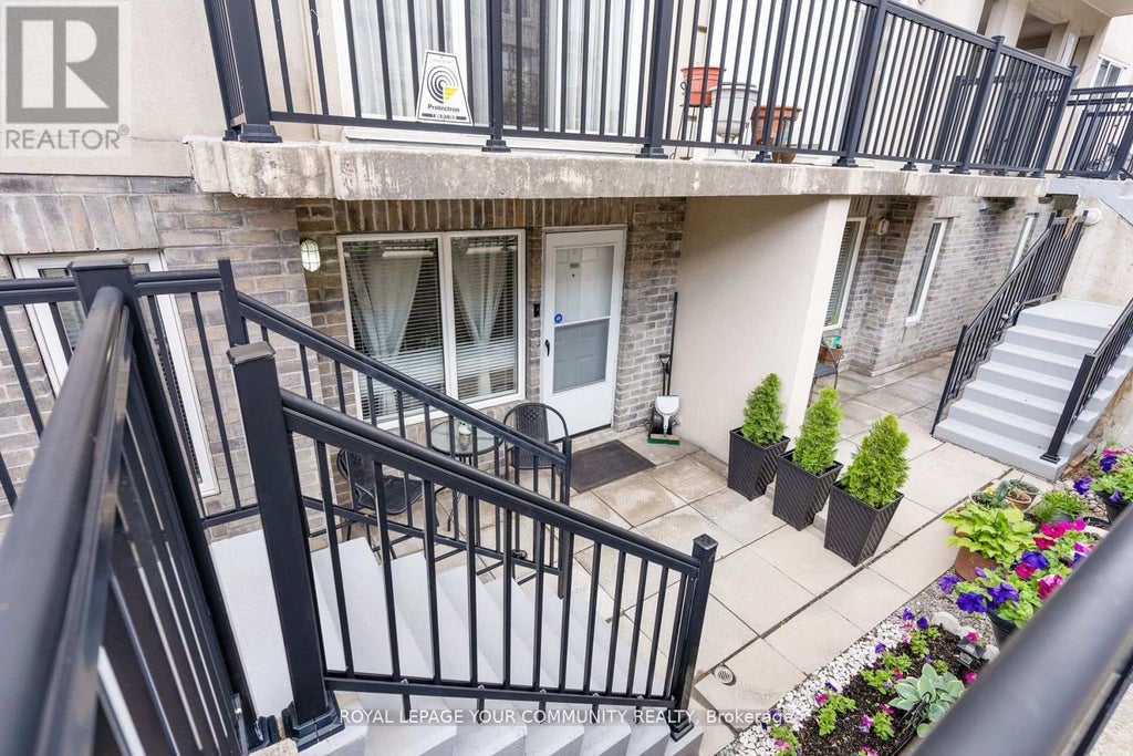 1035 - 55 George Appleton Way, Toronto (downsview-Roding-Cfb)