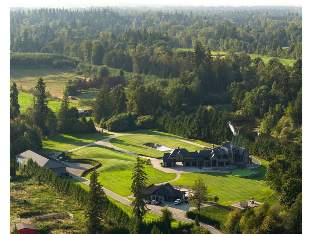 6124 272 Street, Langley