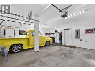 2940 Birch Lane. Blind Bay, British Columbia