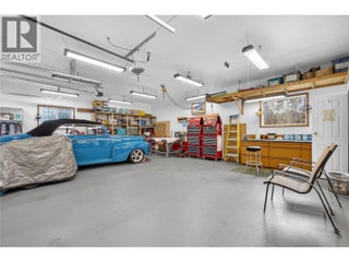 2940 Birch Lane. Blind Bay, British Columbia