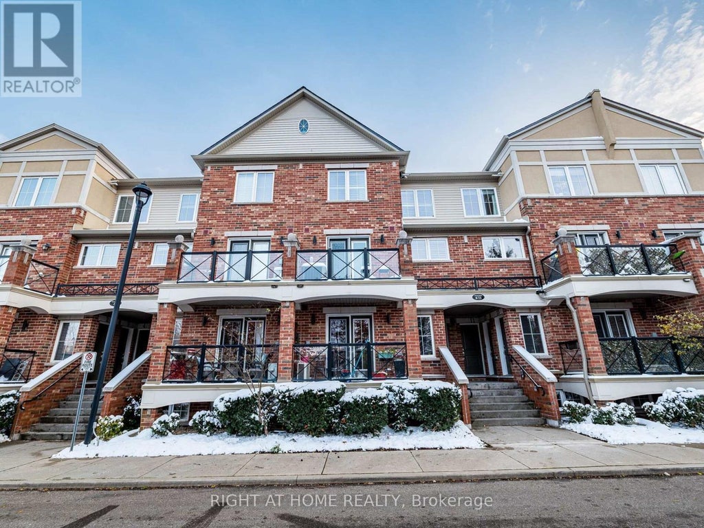 9 - 19 Hays Boulevard, Oakville (ro River Oaks)