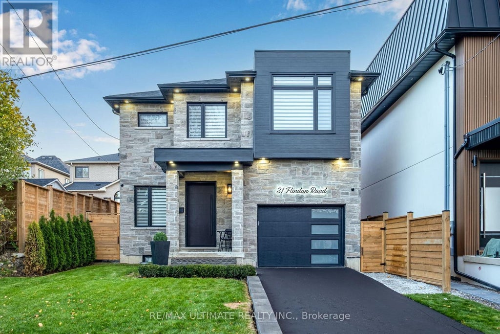 31 Flindon Road N, Toronto (humberlea-Pelmo Park)