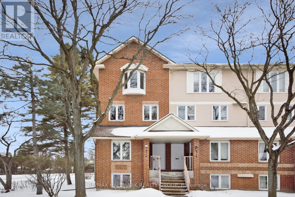 B - 6716 Jeanne D'arc Boulevard N, Ottawa