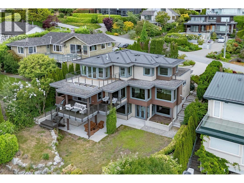 2548 Mathers Avenue, West Vancouver