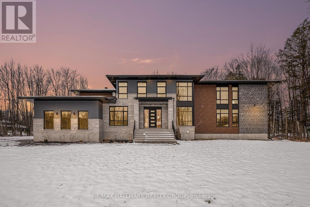 132 Robert Taite Drive, Ottawa