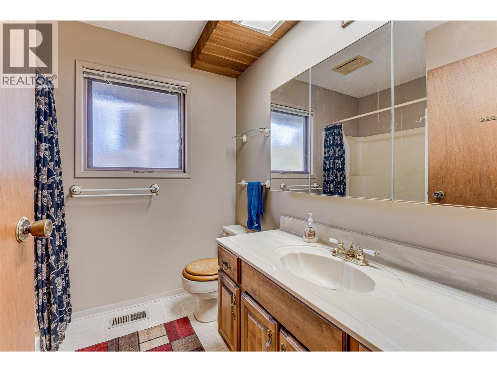 14114 Juniper Drive. Coldstream, British Columbia