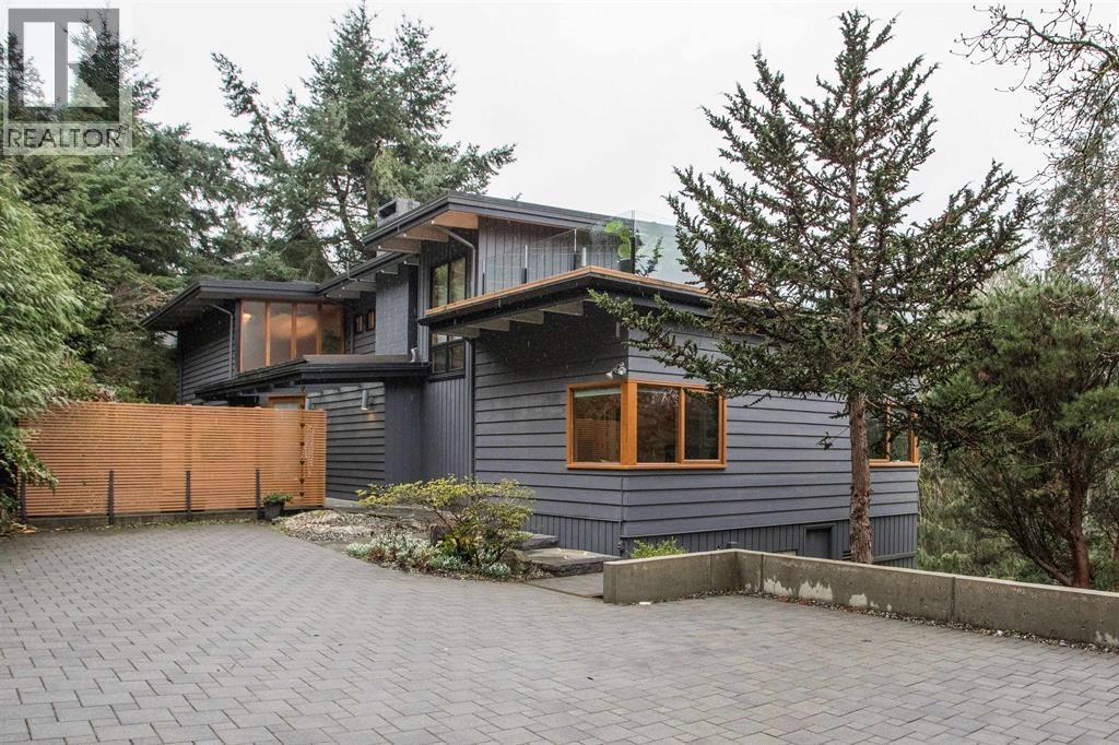 6080 Eagleridge Drive, West Vancouver