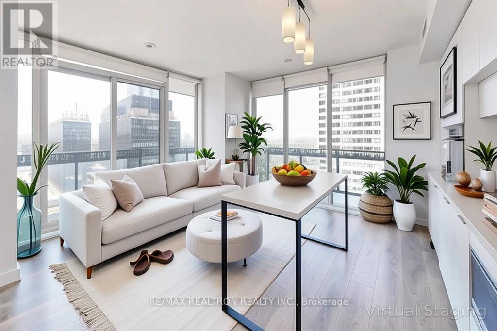 1602 - 8 Eglinton Avenue E, Toronto (mount Pleasant West)