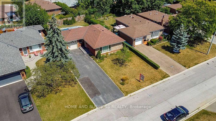 22 Duncannon Crescent, Brampton (southgate)