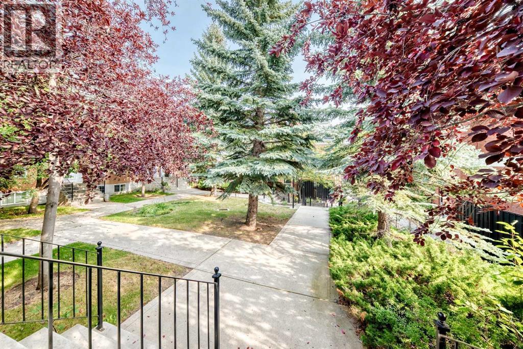 84 Inverness Square Se, Calgary