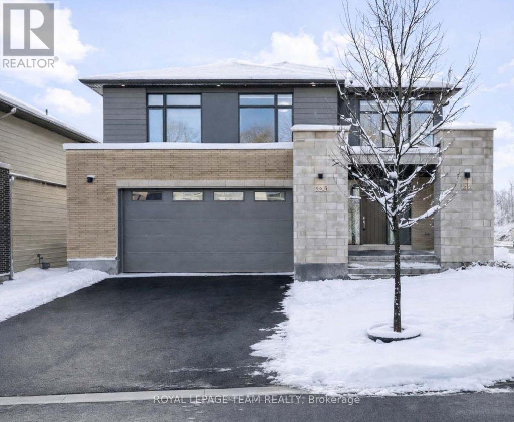 200 Ketchikan Crescent, Ottawa