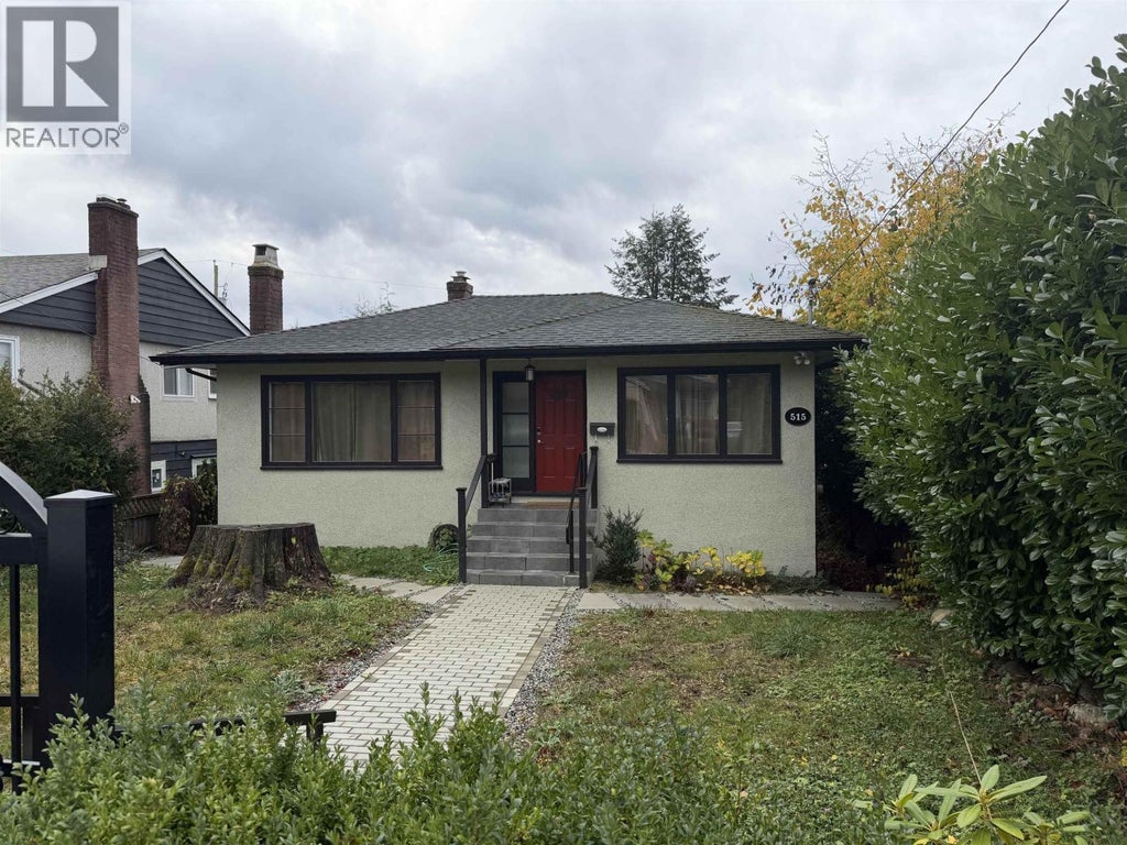 515 W Queens Road, North Vancouver