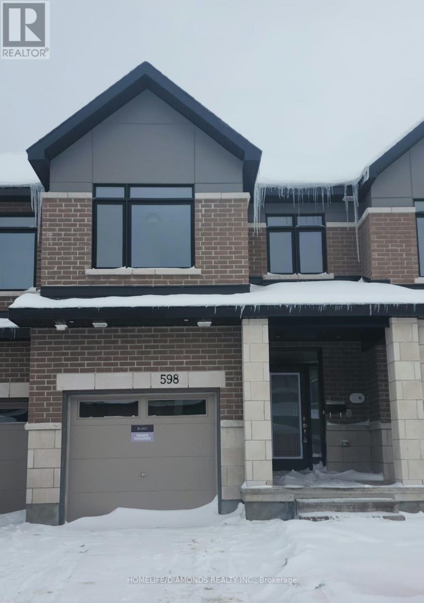598 Rathburn Lane, Ottawa