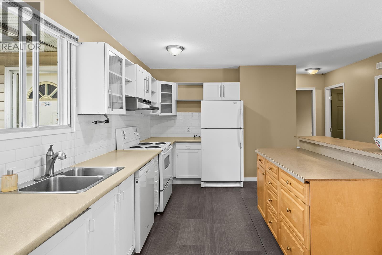 11152 Bottom Wood Lake Road. Lake Country, British Columbia