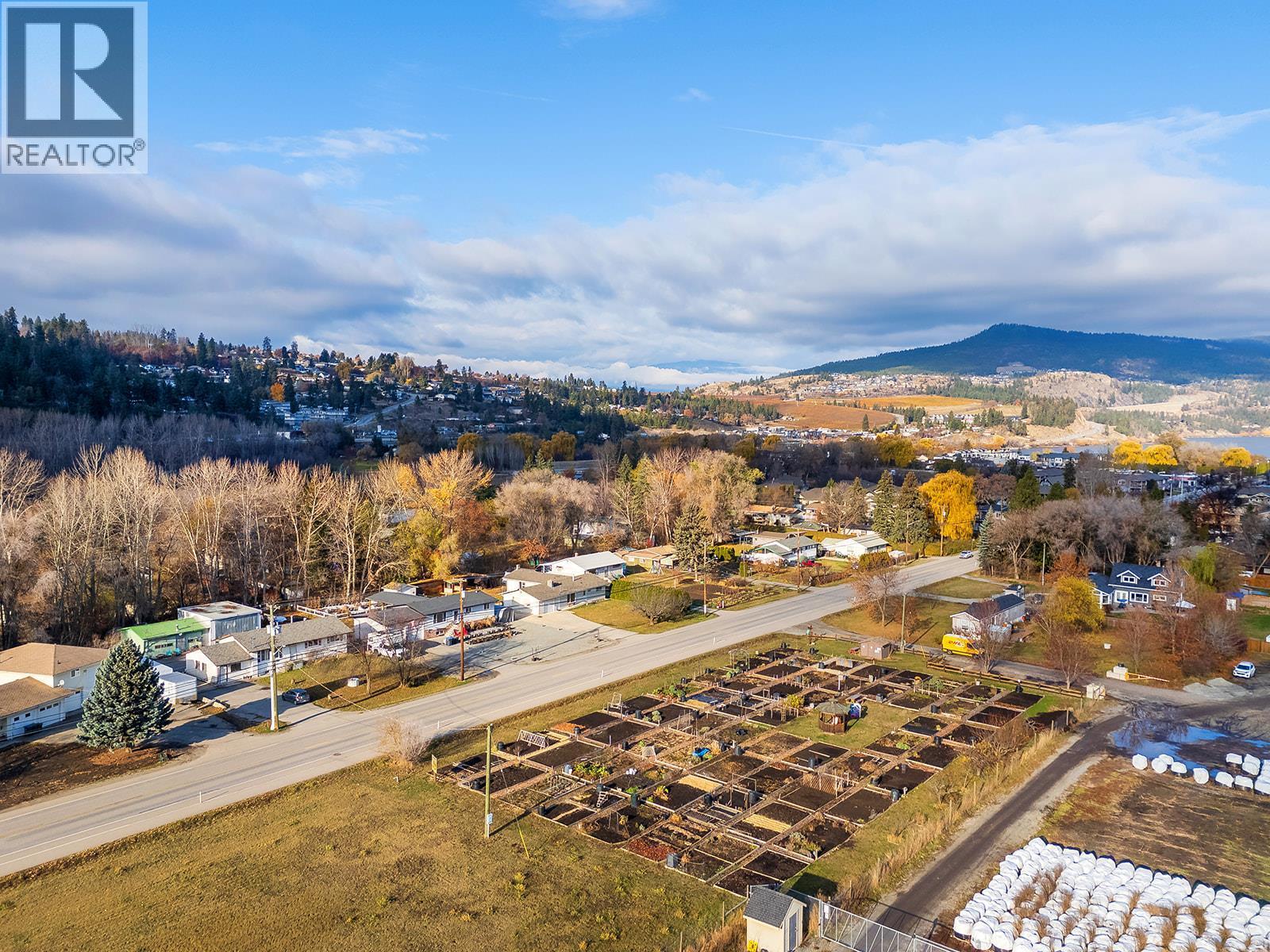 11152 Bottom Wood Lake Road. Lake Country, British Columbia