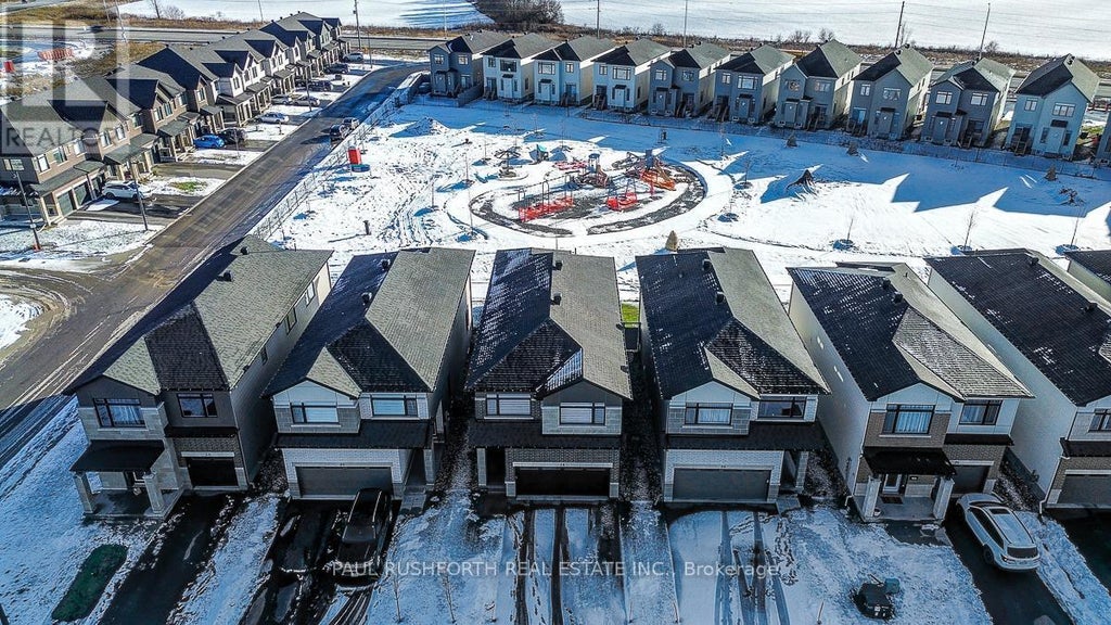 28 Mendoza Way, Ottawa