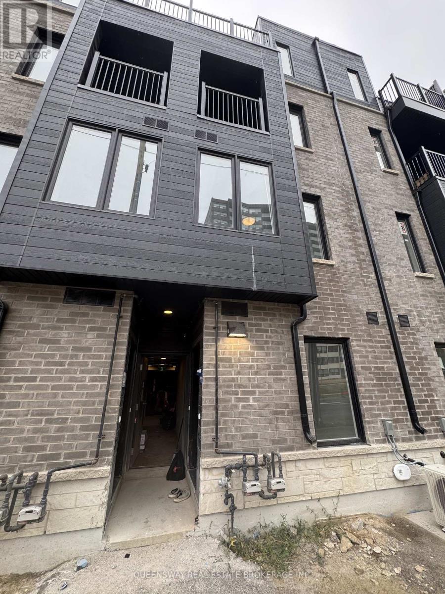 3079 Pharmacy Avenue, Toronto (l'amoreaux)