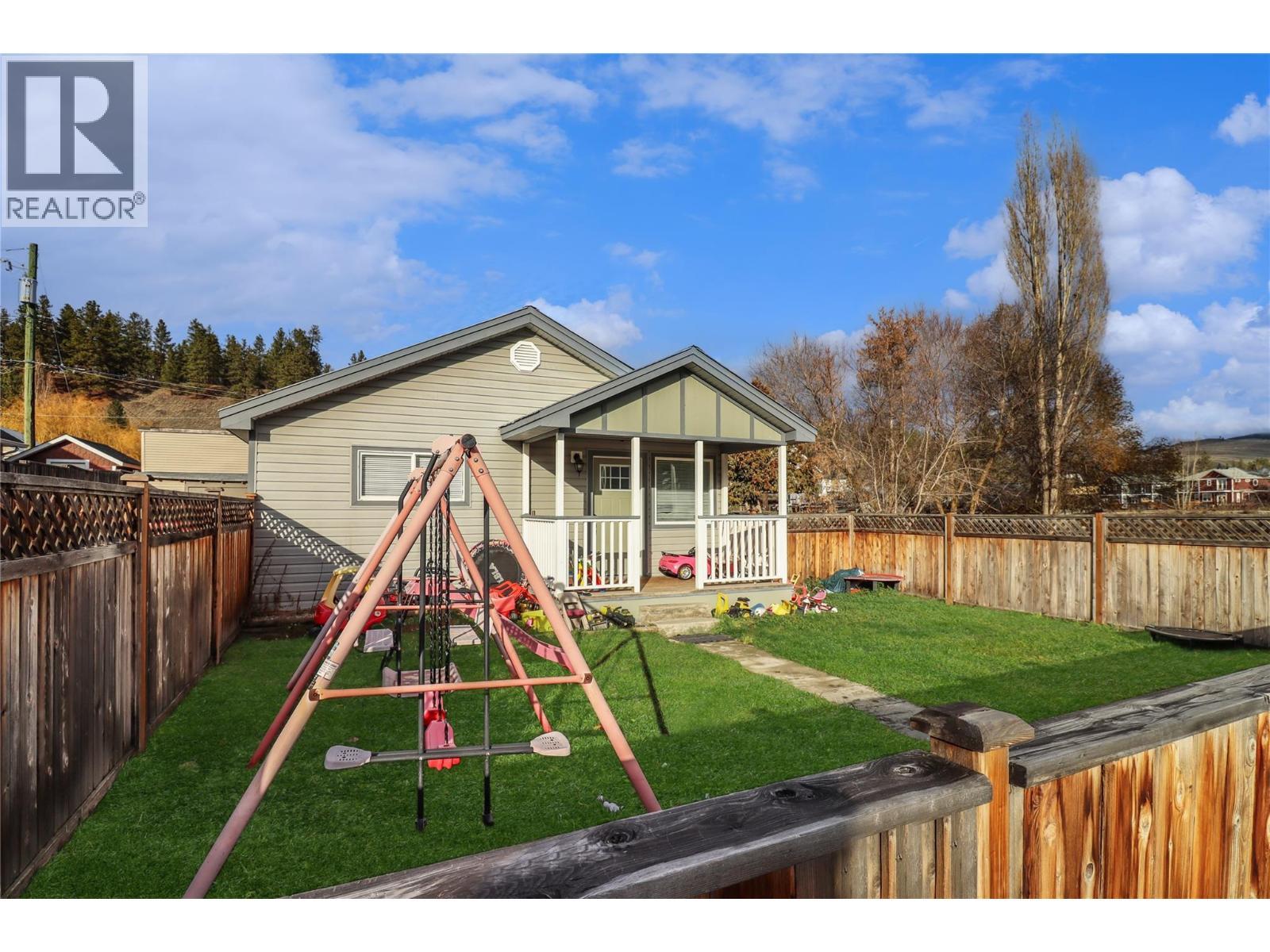 207 Angela Avenue. Princeton, British Columbia