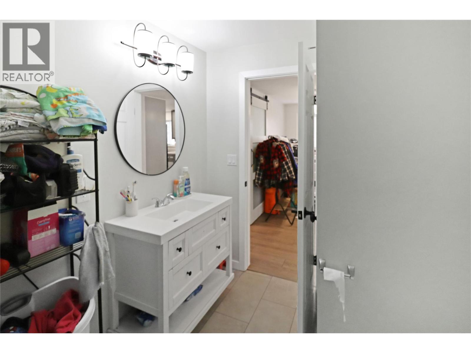 207 Angela Avenue. Princeton, British Columbia