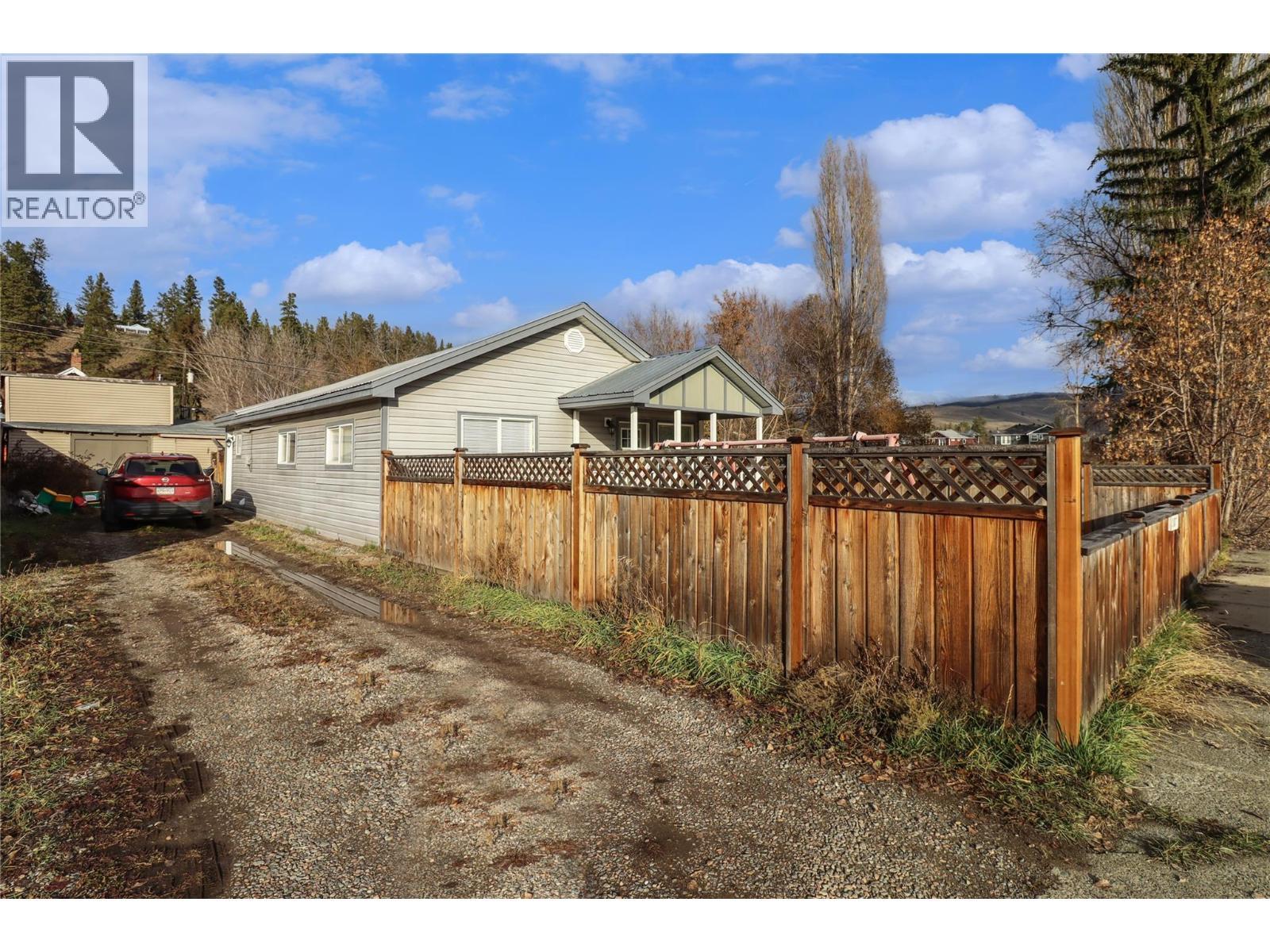 207 Angela Avenue. Princeton, British Columbia