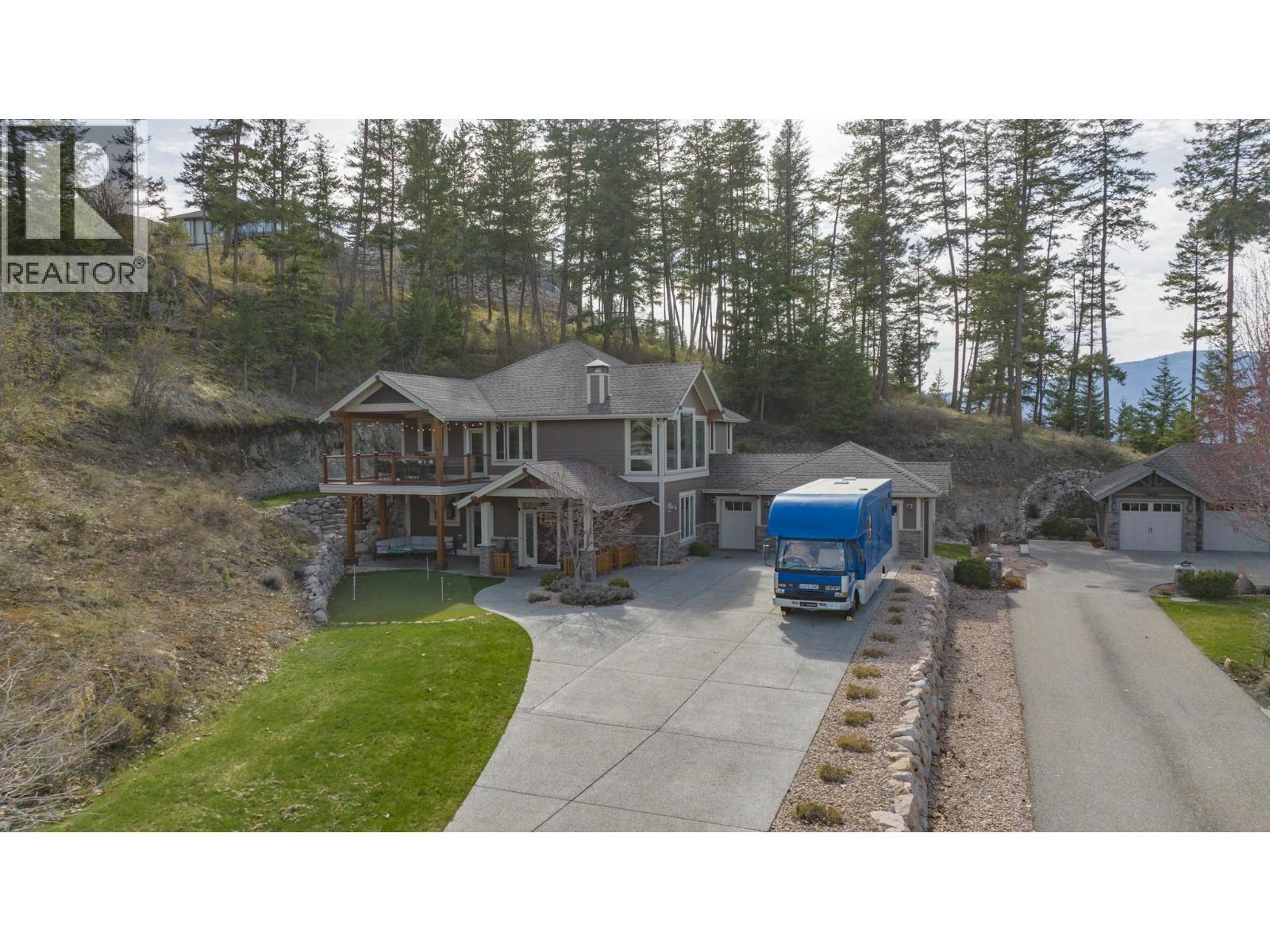 253 Dormie Place. Vernon, British Columbia