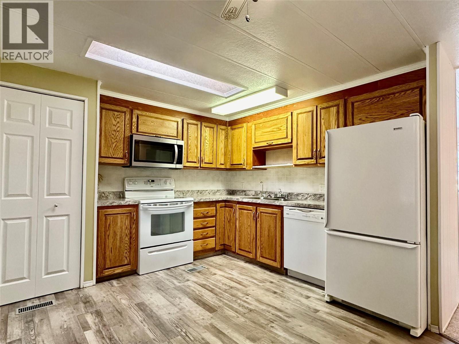 6601 Tucelnuit Drive Unit# 41. Oliver, British Columbia