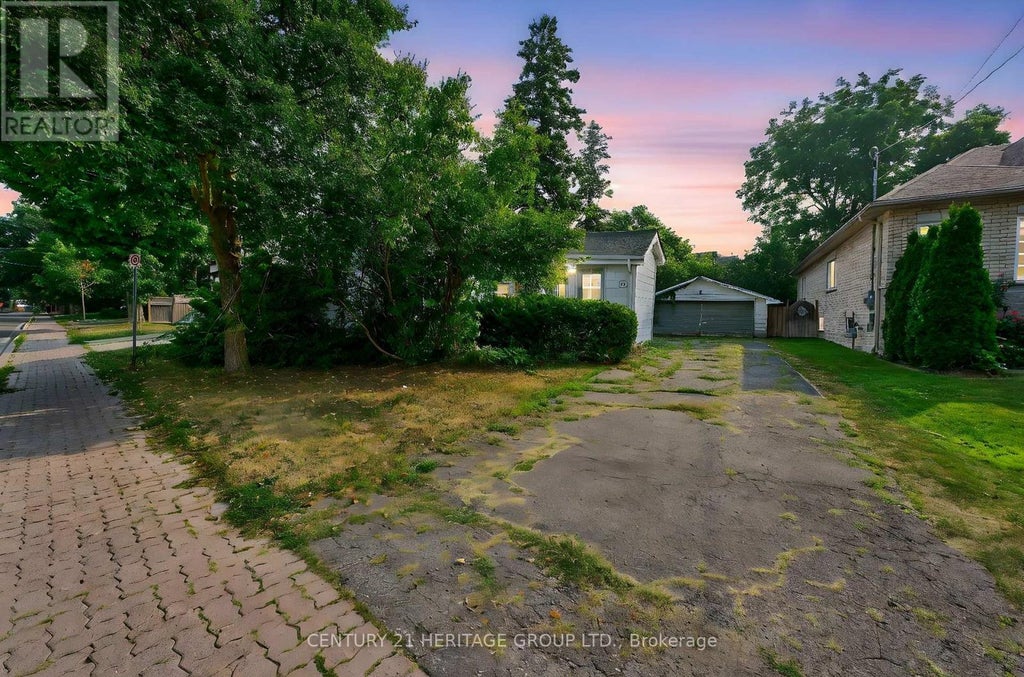 117 Lucas Street, Richmond Hill (mill Pond)