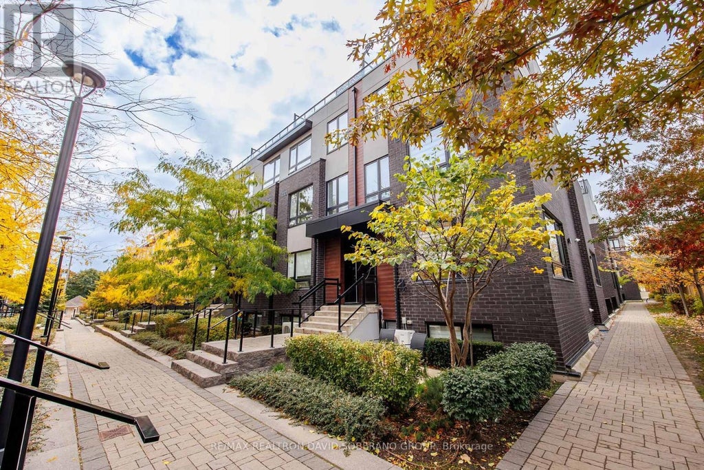 202 - 1120 Briar Hill Avenue, Toronto (briar Hill-Belgravia)