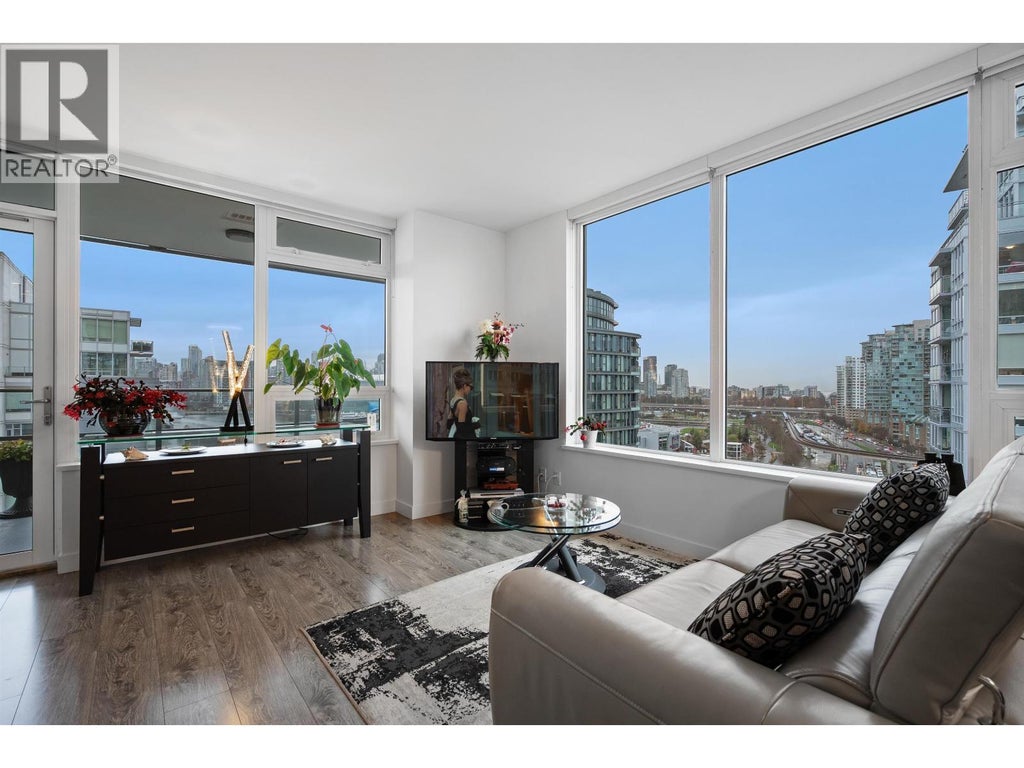 1605 110 Switchmen Street, Vancouver