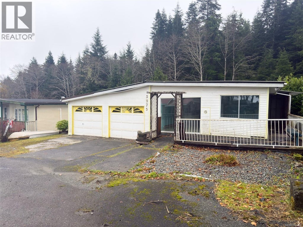 5975 Hunt Street, Port Hardy
