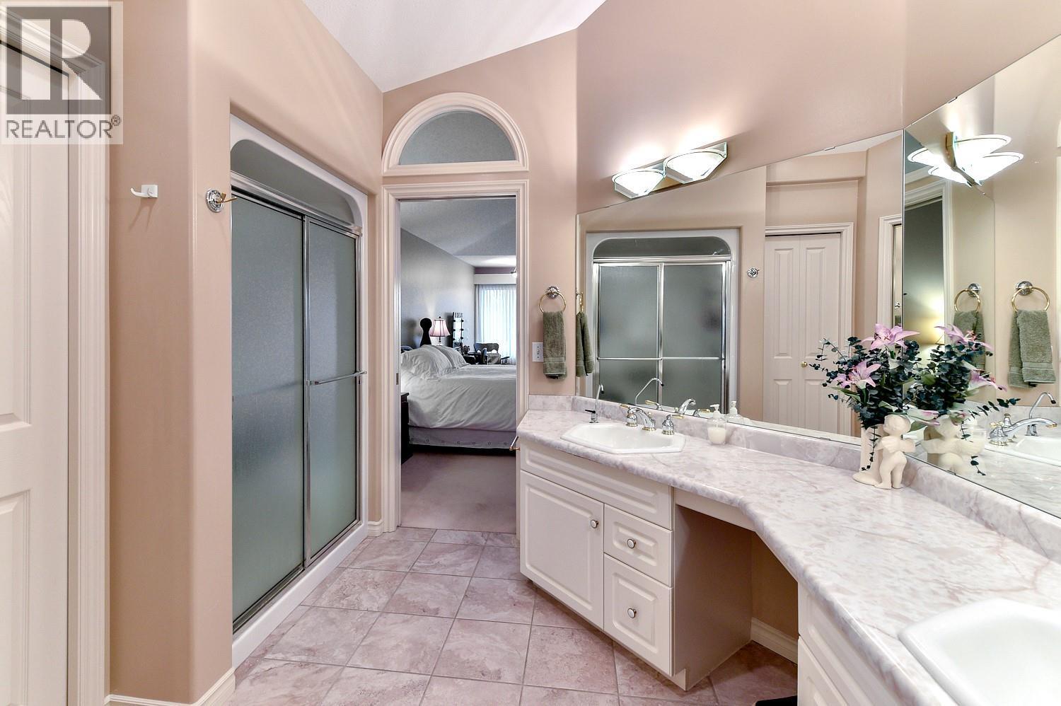 4400 Gallaghers Drive E Unit# 14. Kelowna, British Columbia