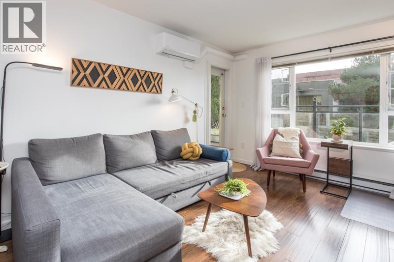 303 221 Eleventh Street, New Westminster