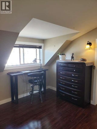 9200 Shale Avenue. Summerland, British Columbia