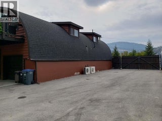 9200 Shale Avenue. Summerland, British Columbia