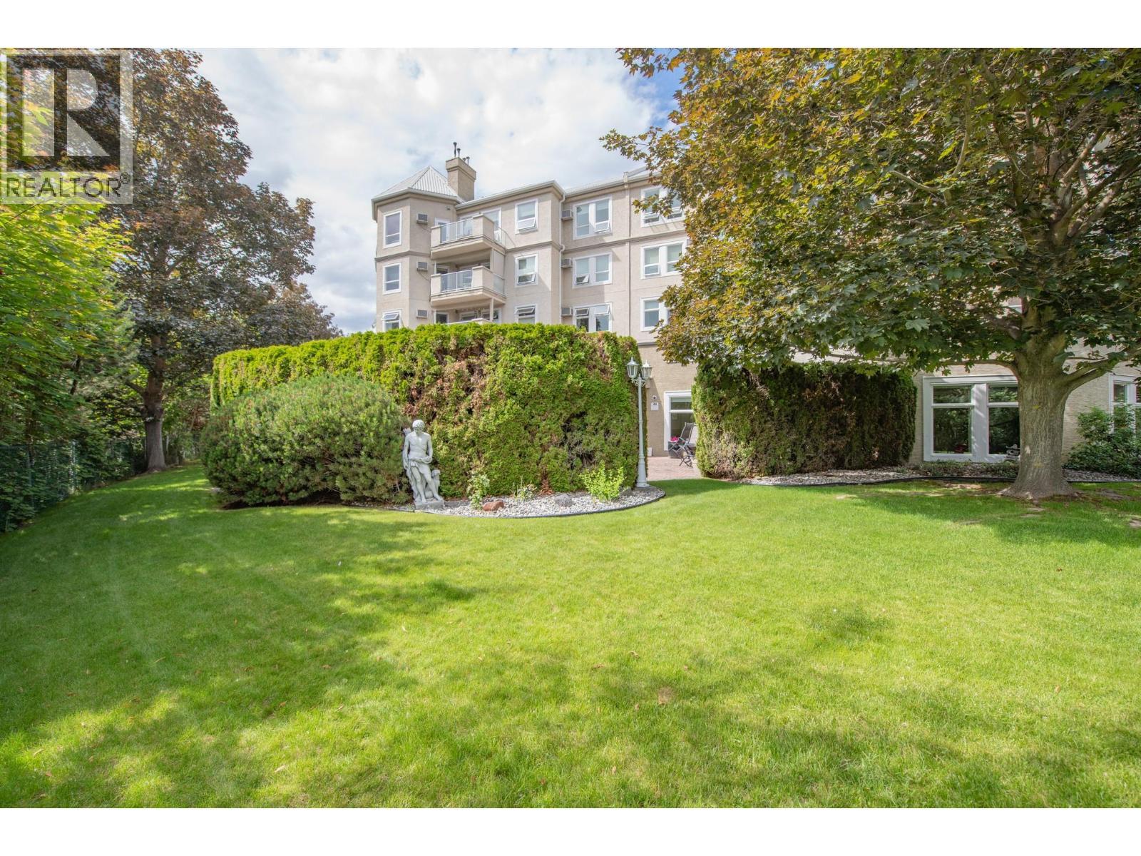 3300 Centennial Drive Unit# 102. Vernon, British Columbia