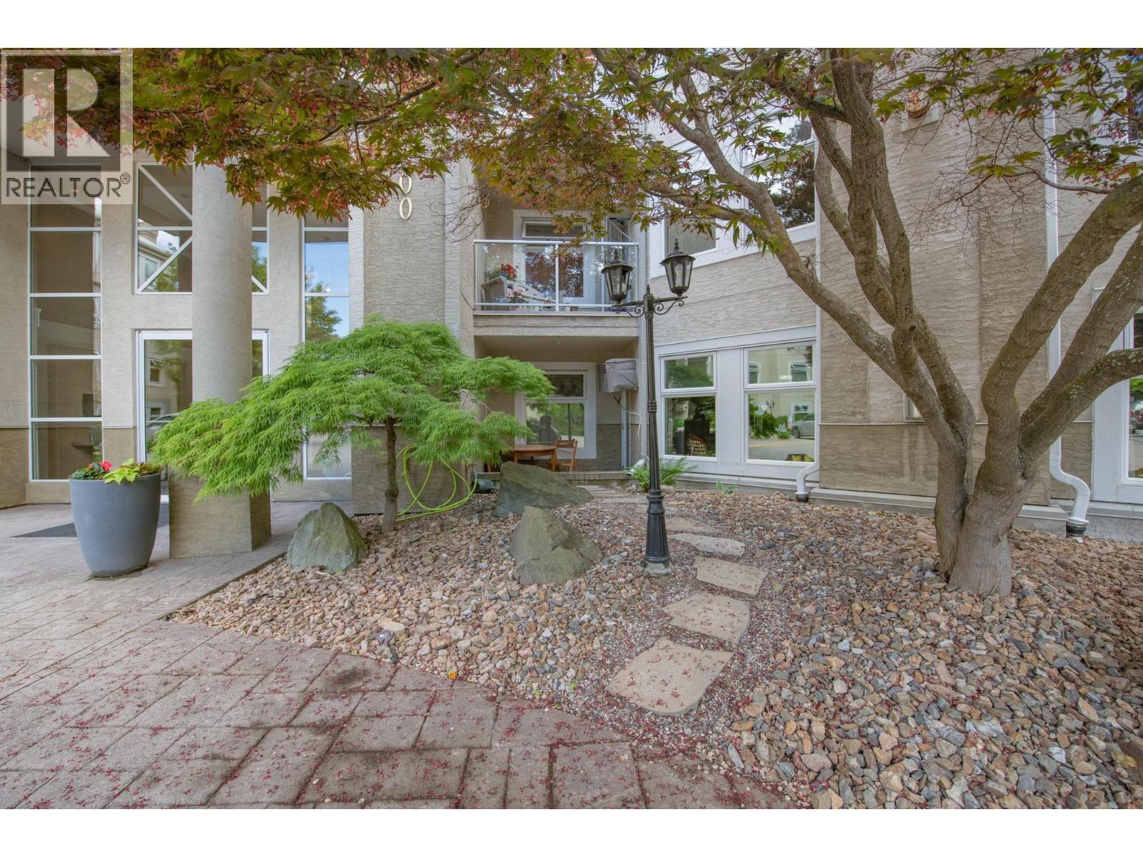 3300 Centennial Drive Unit# 102. Vernon, British Columbia