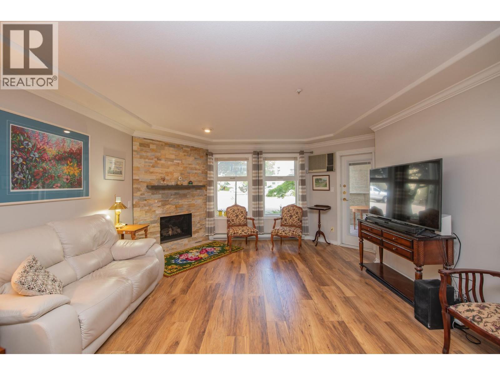 3300 Centennial Drive Unit# 102. Vernon, British Columbia