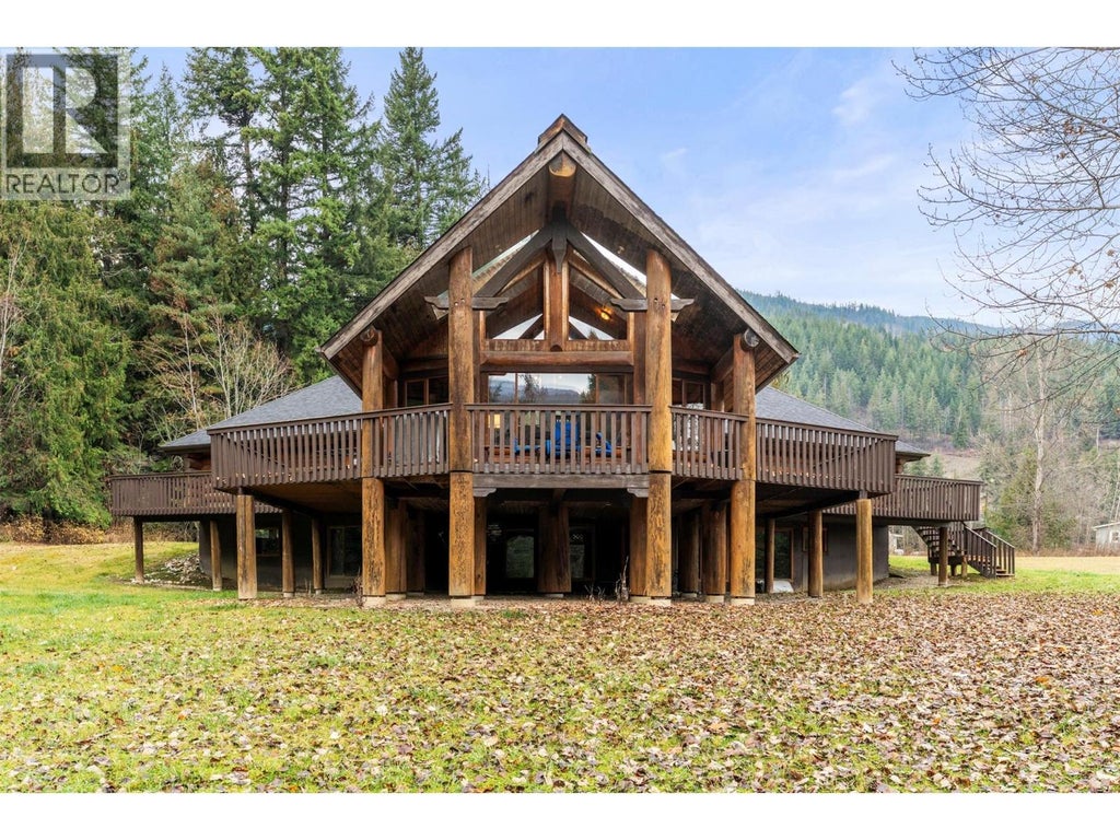 1703 Hillier Road, Sicamous