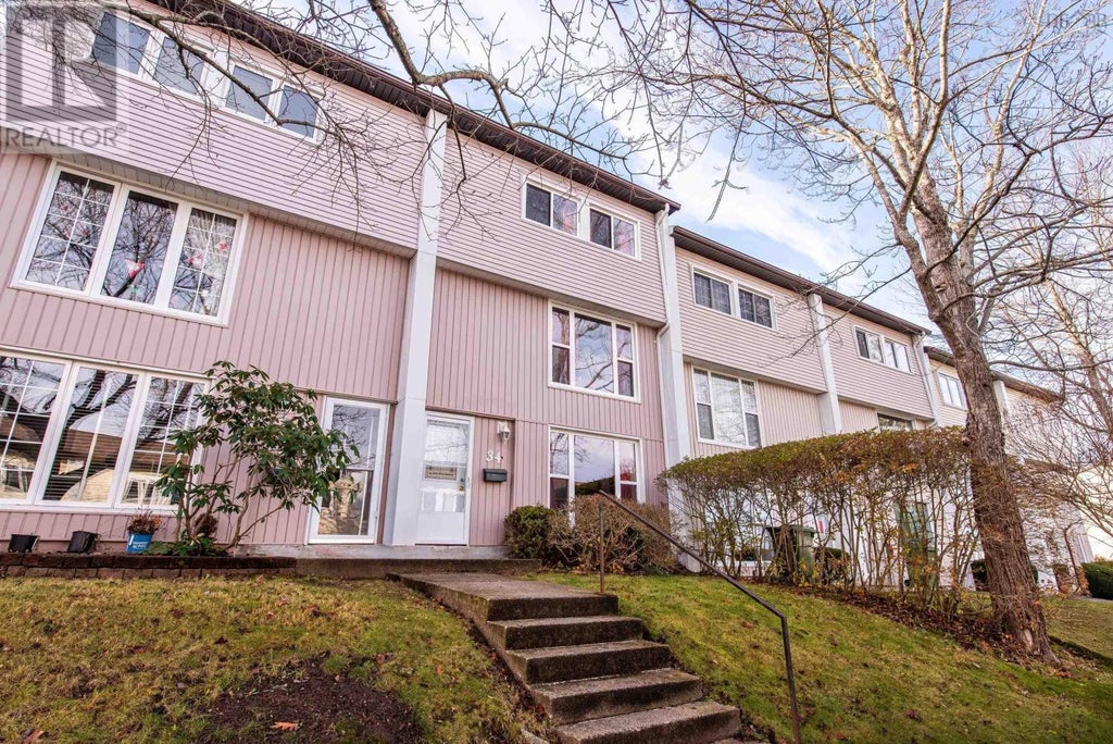 34 Limerick Road, Halifax