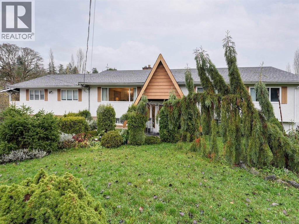 4231 Interurban Road, Saanich