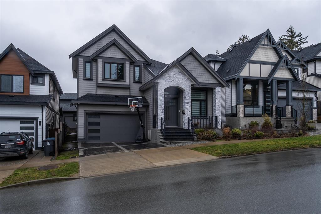 12711 104a Avenue, Surrey