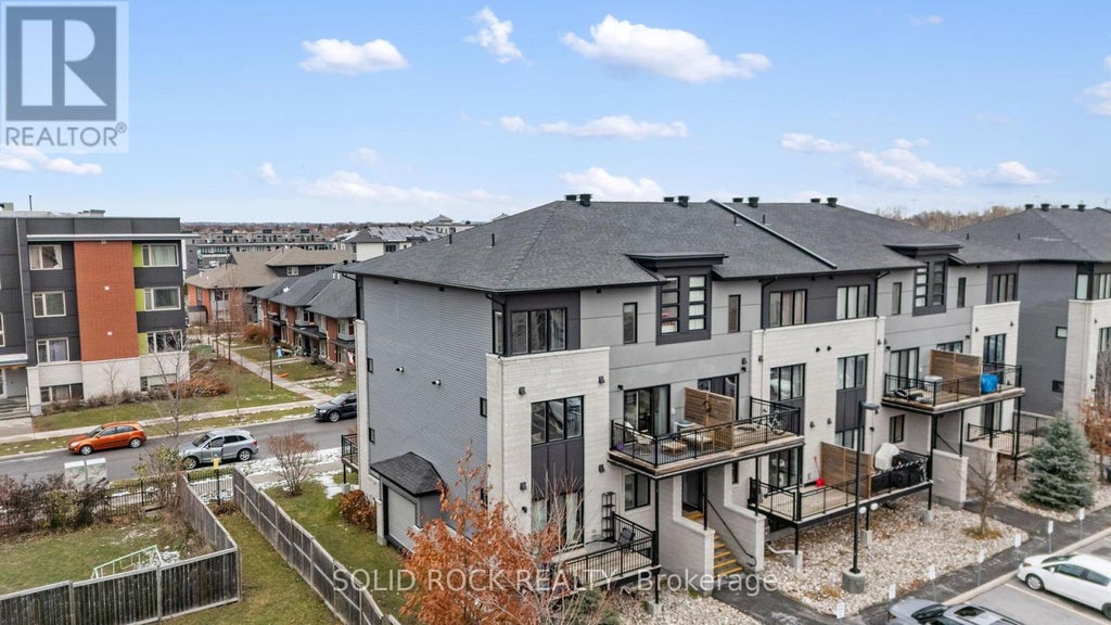 B - 442 Viaduct Verona Avenue, Ottawa