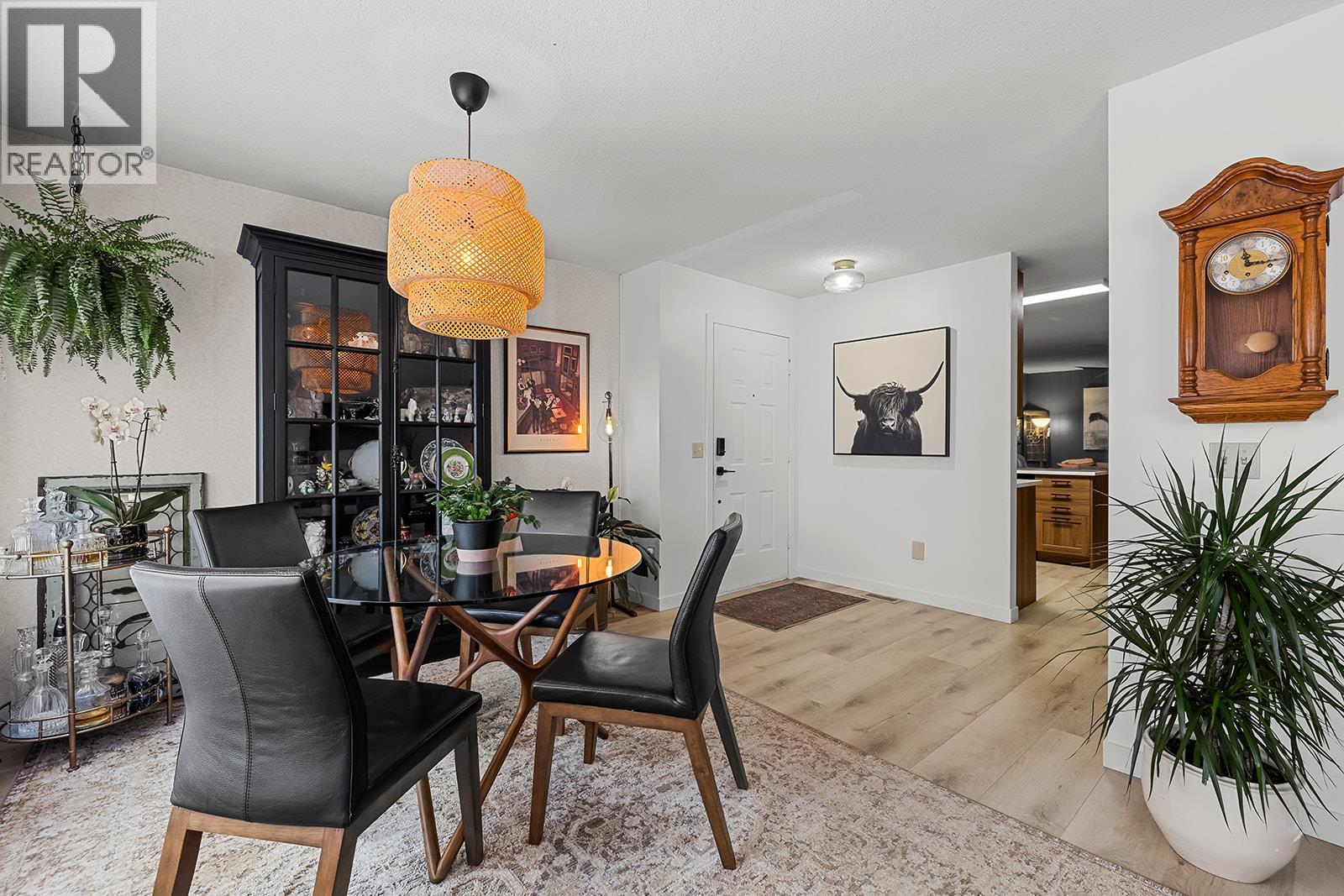 1255 Raymer Avenue Unit# 166. Kelowna, British Columbia