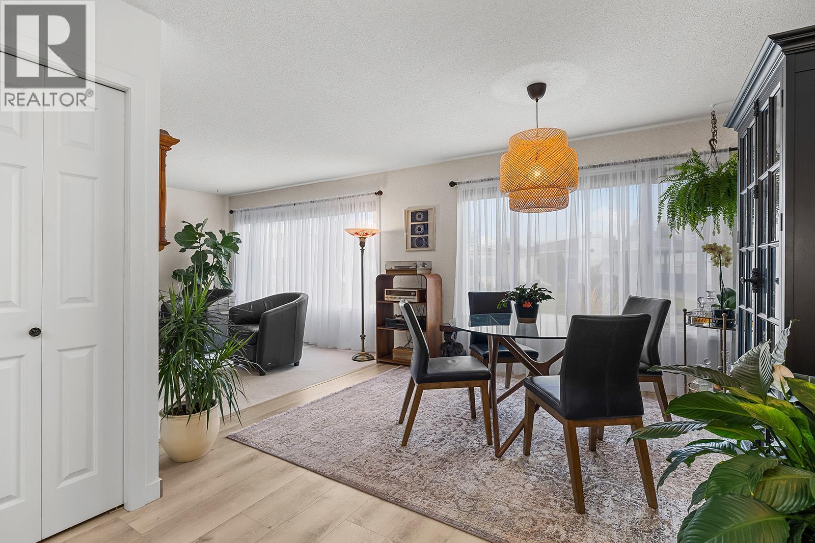 1255 Raymer Avenue Unit# 166. Kelowna, British Columbia