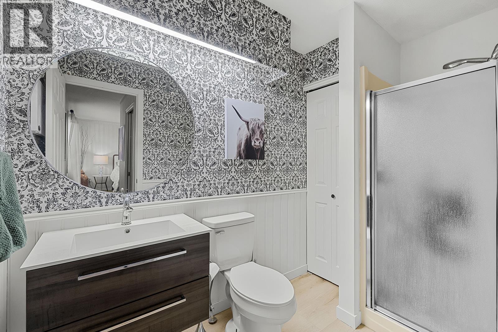 1255 Raymer Avenue Unit# 166. Kelowna, British Columbia