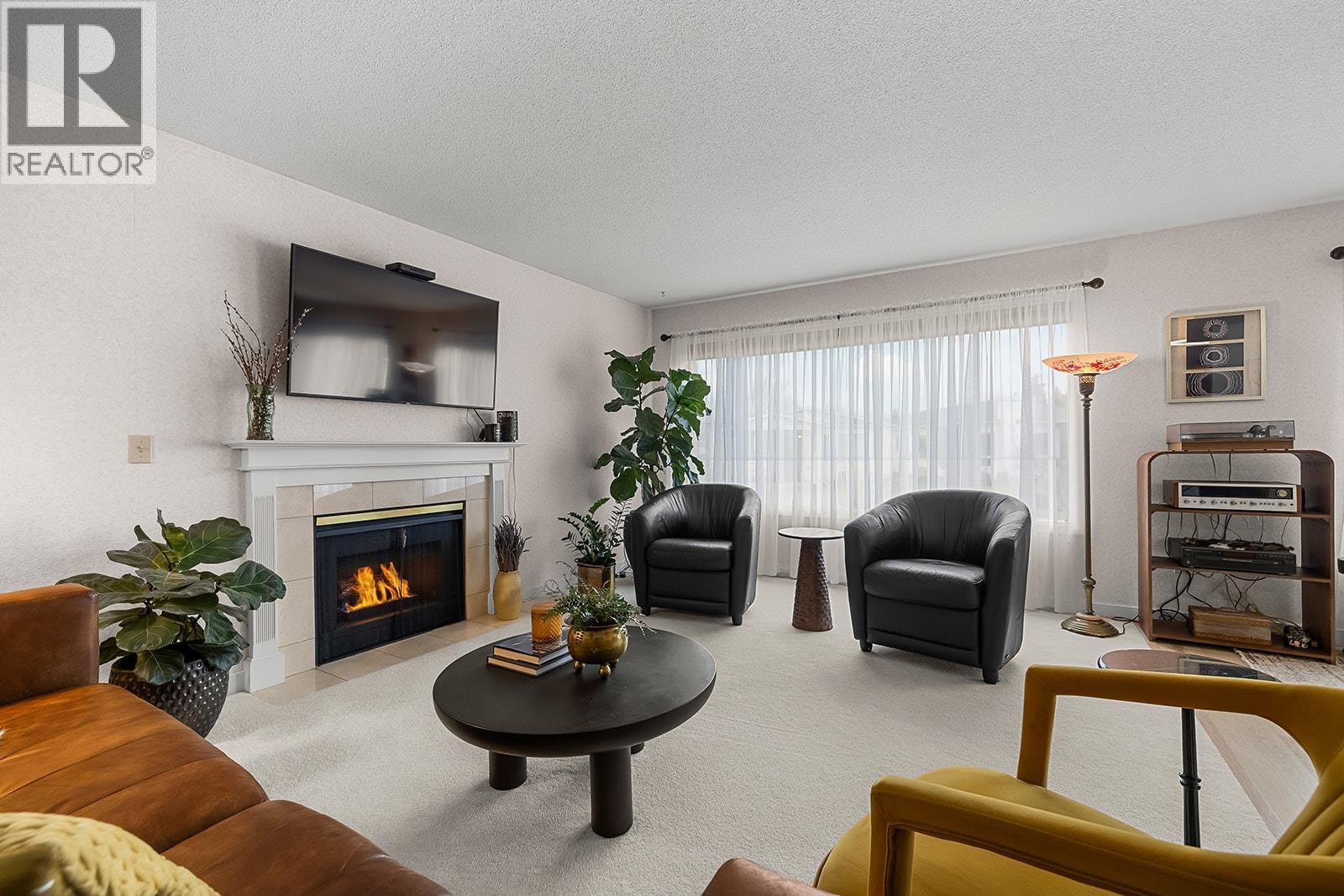 1255 Raymer Avenue Unit# 166. Kelowna, British Columbia