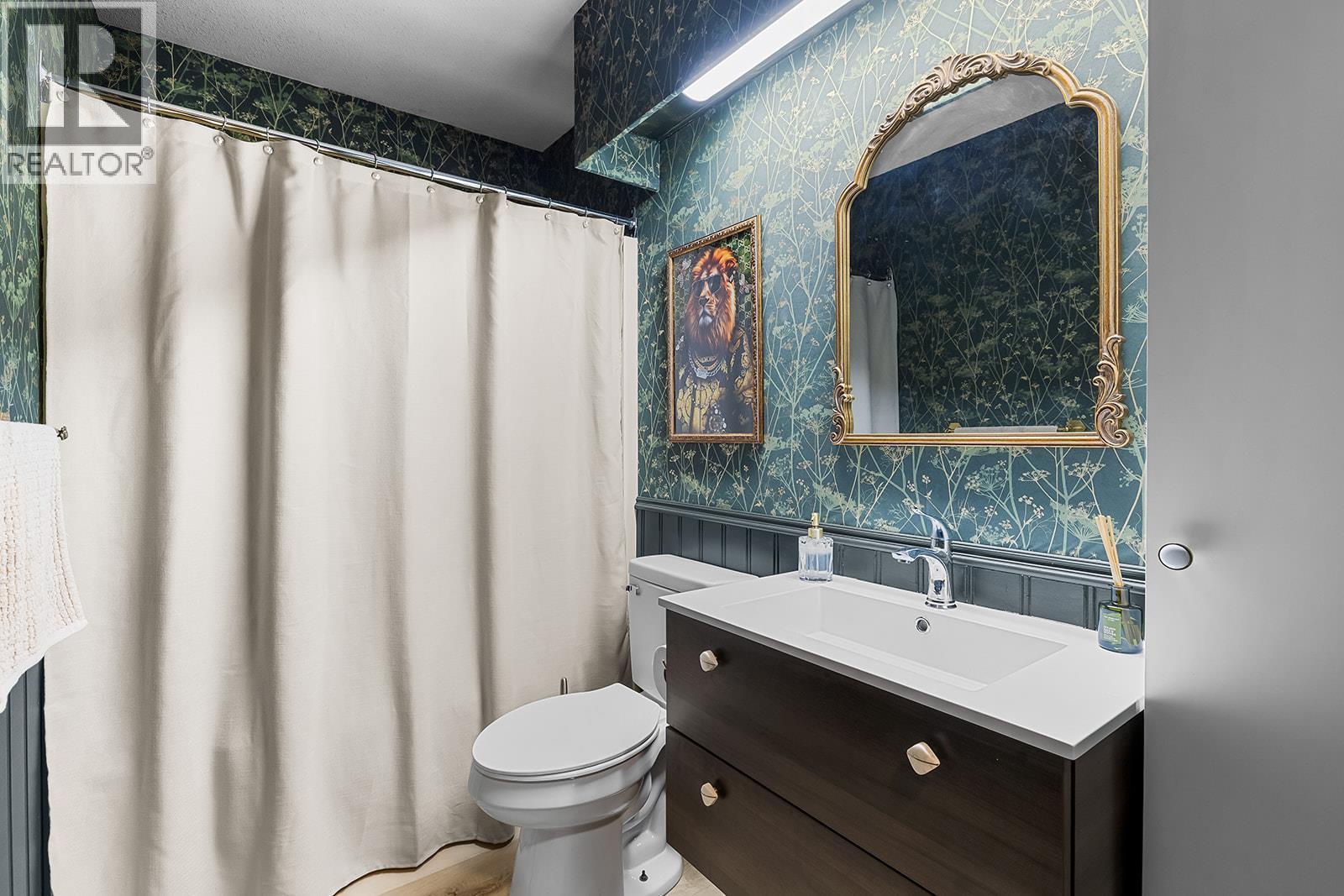 1255 Raymer Avenue Unit# 166. Kelowna, British Columbia